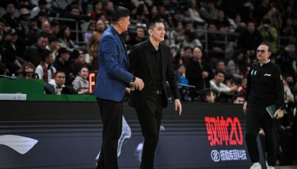 开云-还在挽留！辽媒曝杨鸣回沈去了俱乐部 他若走谁合适执教辽篮？